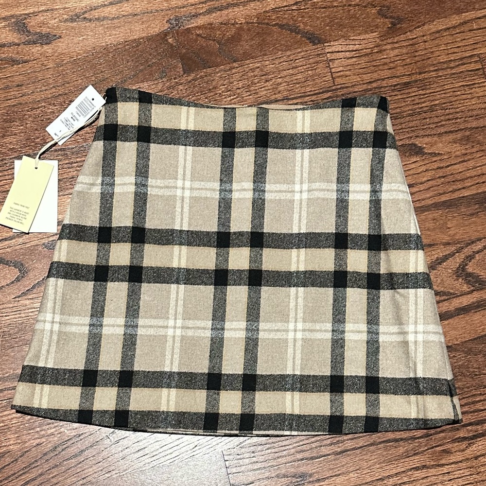 Aritzia wool classic mini skirt NWT